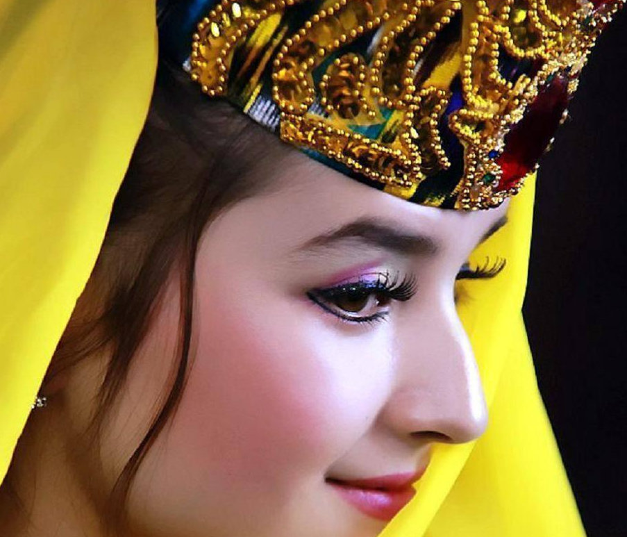 楼兰美女与小河公主是哪个民族的人? 其实很简单, 只有3个字