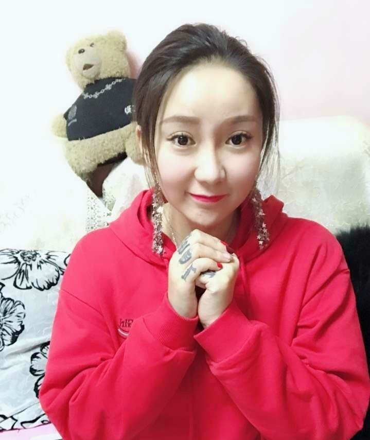 高人气主播的真实姓名,黑暗大美的很诗意,晶哥