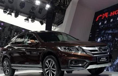 “中型三厢车“最新资讯都在这了，就等你来