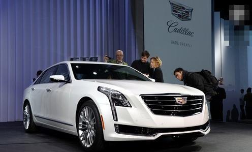 买奔驰E级都后悔吧，体验什么叫真正的豪车！落地不到30W