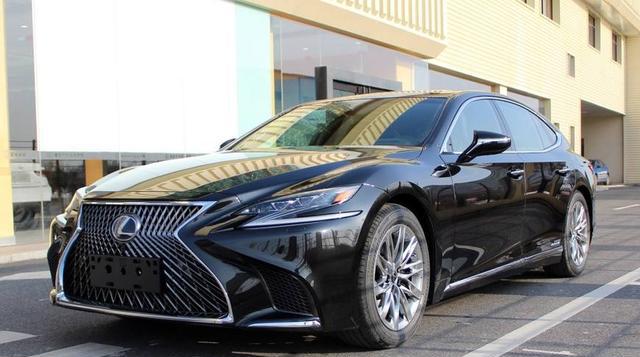 这豪车猛降60万！就为“死磕”奔驰S级，比大众辉腾还低调的奢华