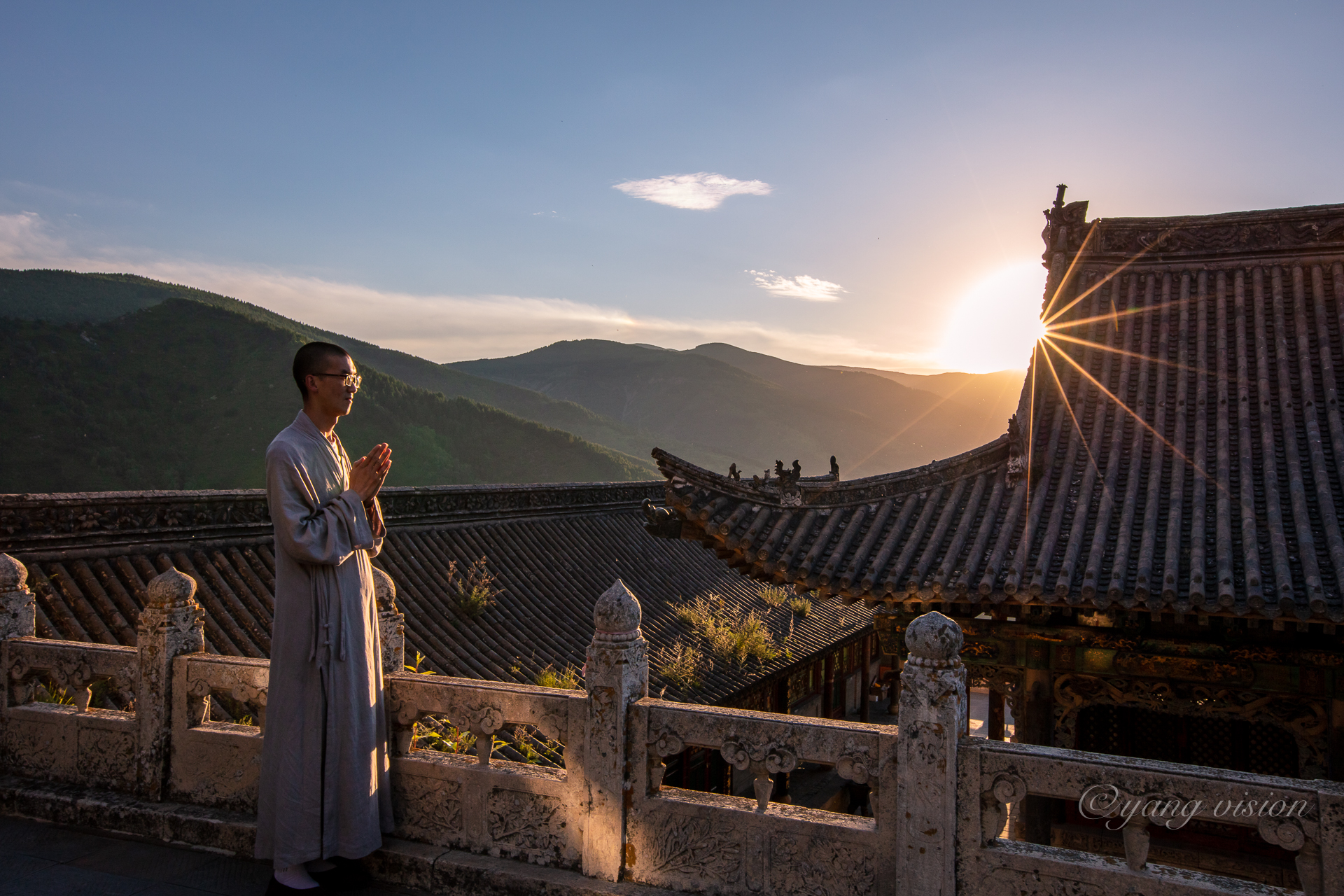 五台山南山寺，初相见
