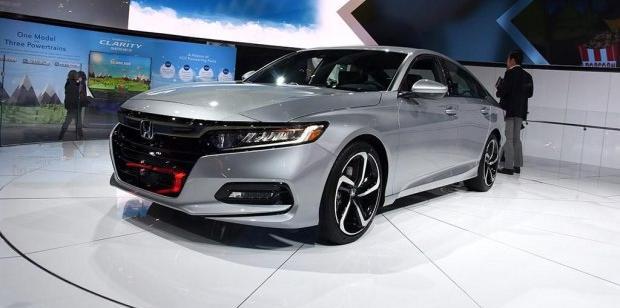 为反击 本田推出一对王炸车 凯美瑞、迈腾好戏会长吗？