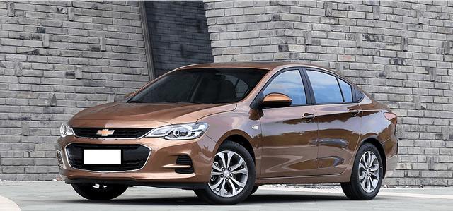 这款合资车配自动挡油耗5L, 售6万起，刚买卡罗拉的都后悔了吧！