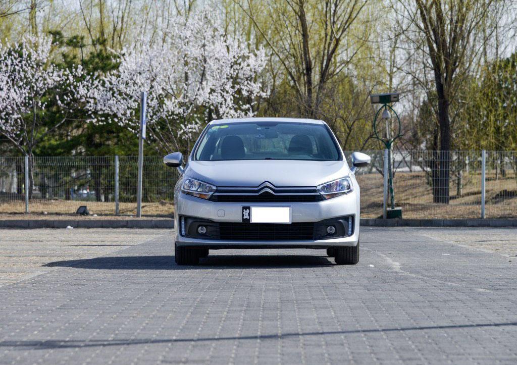 东风合资车, 10万元起, 逼格胜朗逸, 颜值也不输英朗