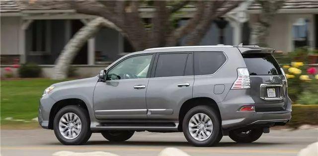 普拉多换个车标就贵20万, 凭啥?