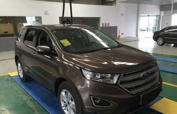 汉兰达被这七座SUV吊打! 2.7T比3.0T还强, 直降7万, 比途昂厚道