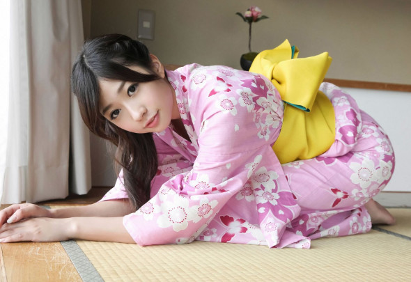 日本少女和服背后的小包包,里面到底装的什么