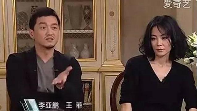 王菲凭什么让谢霆锋爱得那么忘我，无名无份的也深深地爱着她