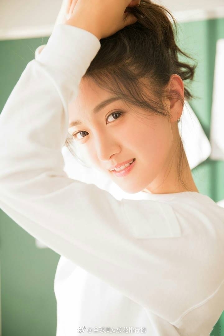 刘美旗 北京电影学院15级表演系本科 1998年6