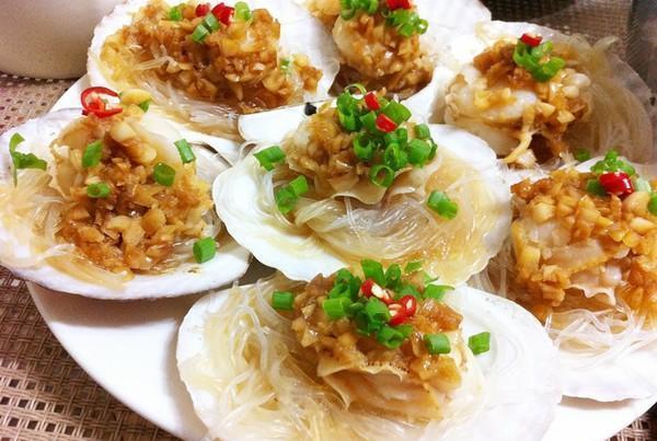 蒜蓉粉丝蒸扇贝