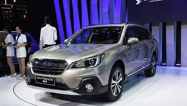 外观硬朗, 动力充沛, 标配全时四驱系统, 越野性十足的SUV