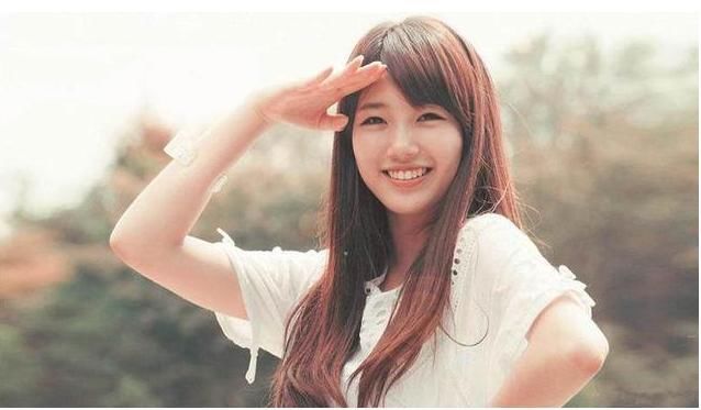 有这4个特征的女生,素颜比化妆还好看!特别第