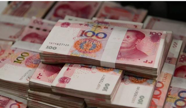 假如给你100万块钱和一百万粉丝,你选哪个?很