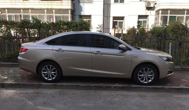 十万元的A级轿车, 超长车身, 这款车国产车综合性价比太高了