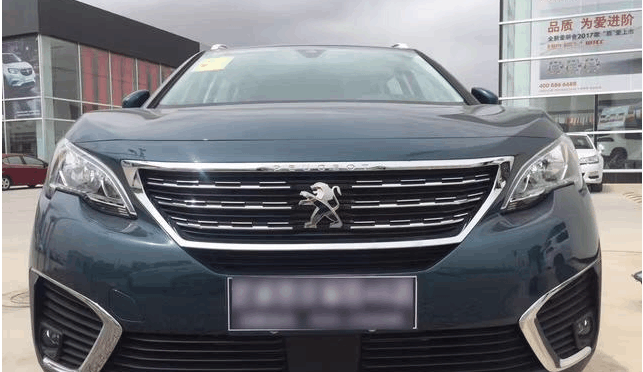 东风标致5008到店实拍