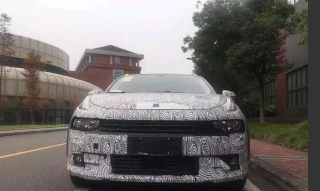 定位跨界SUV的领克第二款车，颜值爆表配双出排气14万起买啥途观