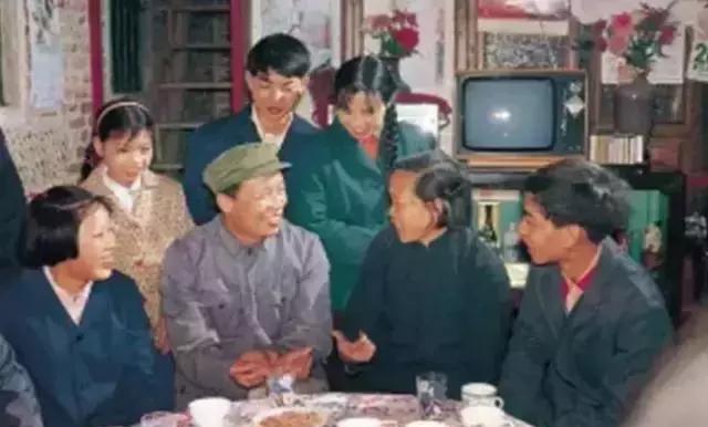 你想知道吗，30年前买辆桑塔纳如今能买到什么车？