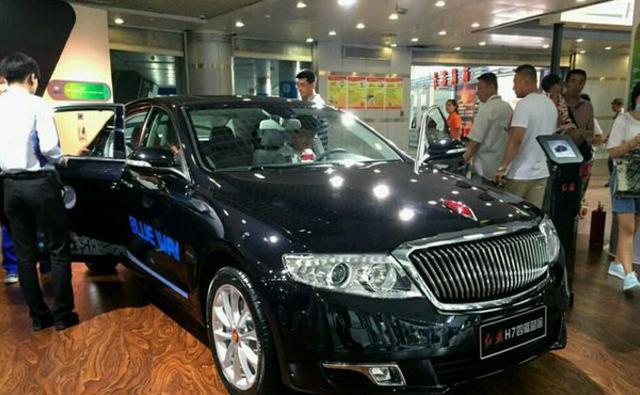 红旗良心轿跑上市，果断放弃奥迪A4L，25万的价格朋友都说值！