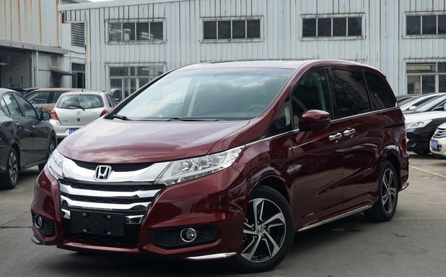 本田-奥德赛，外观大气，性价比高，售22.98万元起