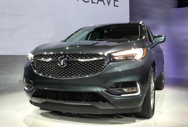 这车豪华度不输奔驰，别说汉兰达，途昂也得敬它三分，今年将国产