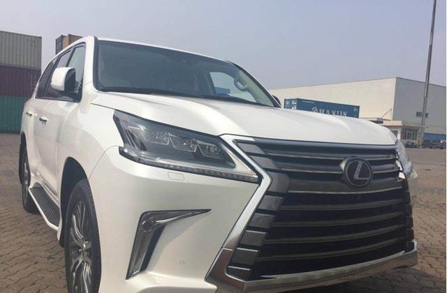 天津车友不想加价提车，直接平行进口提LX570，钥匙有点出乎意料