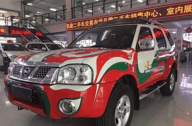 新款帕拉丁终于到店？比汉兰达还漂亮，长4米8，17万还买啥普拉多