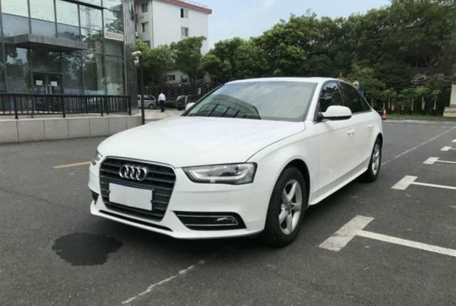 落地价32万, 现在只需20万, 没开多久掉价12万, 车主心疼不已