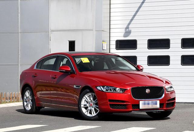 加长并不影响用车品质 豪华中级车30万区间的最佳选择 时尚感强