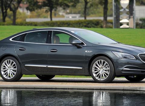 媲美奥迪A6，这四款车曾经高高在上，如今跌落凡间仅售20万