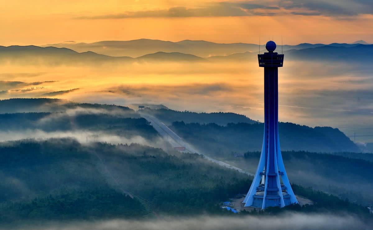 吉林被称作老大的城市,面积超过省会,差不多