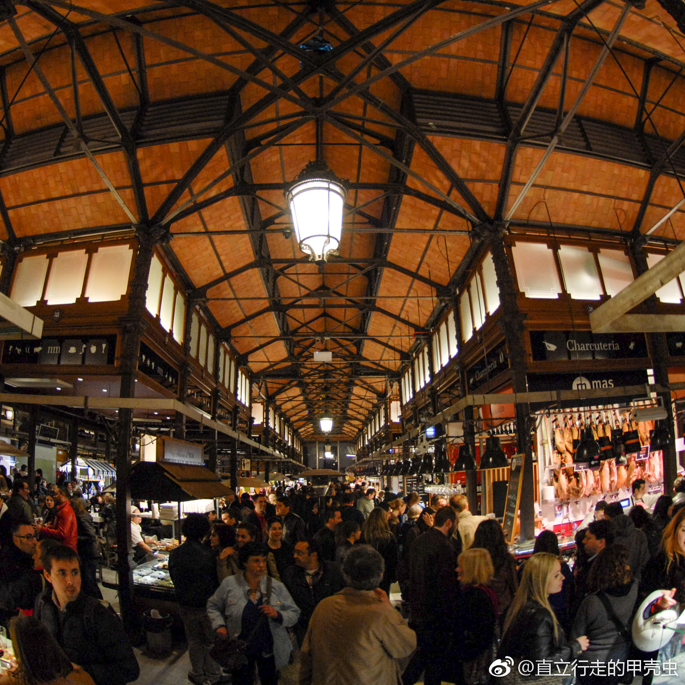 SAN MIGUEL市场,马德里著名的玻璃房子,建于