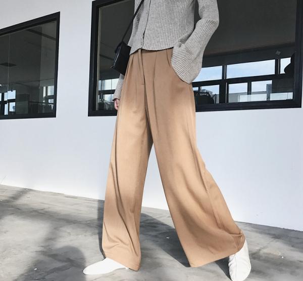 冬季阔腿裤里面穿什么才能保暖又好看呢?