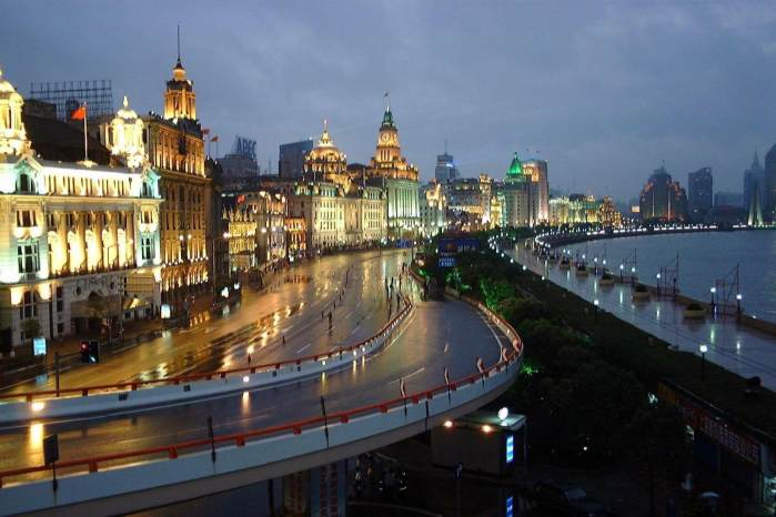 上海最繁华的三个区, 经济实力堪比省会城市, 你