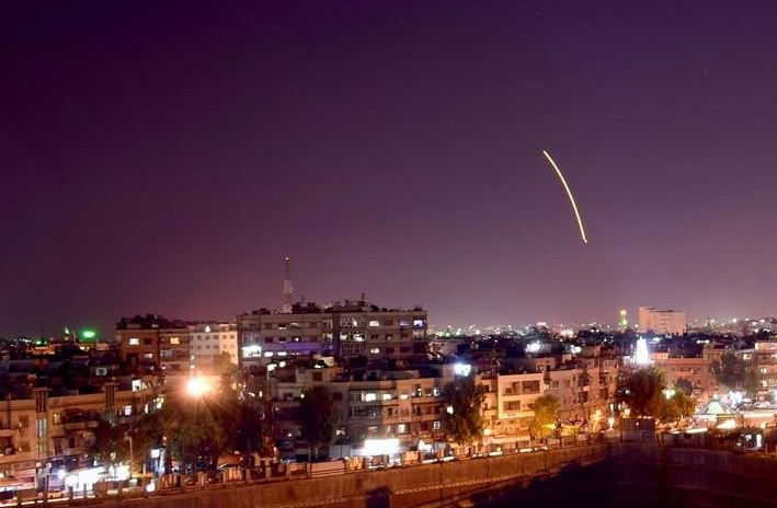 叙利亚遭导弹雨袭击,以色列随即撂下狠话!这回