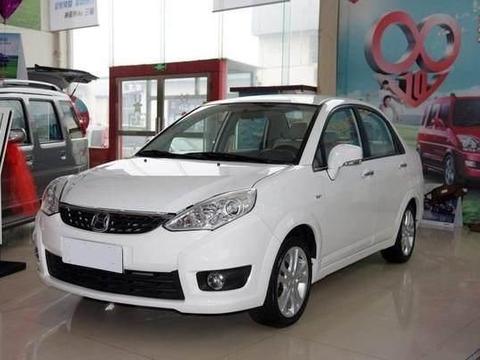 这款车比宝骏更厚道，省油且耐造，配四轮独悬，只要五万多！