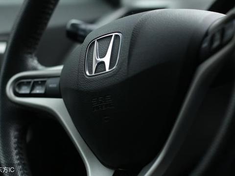 本田孤注一掷，全新雅阁怼上八代凯美瑞！