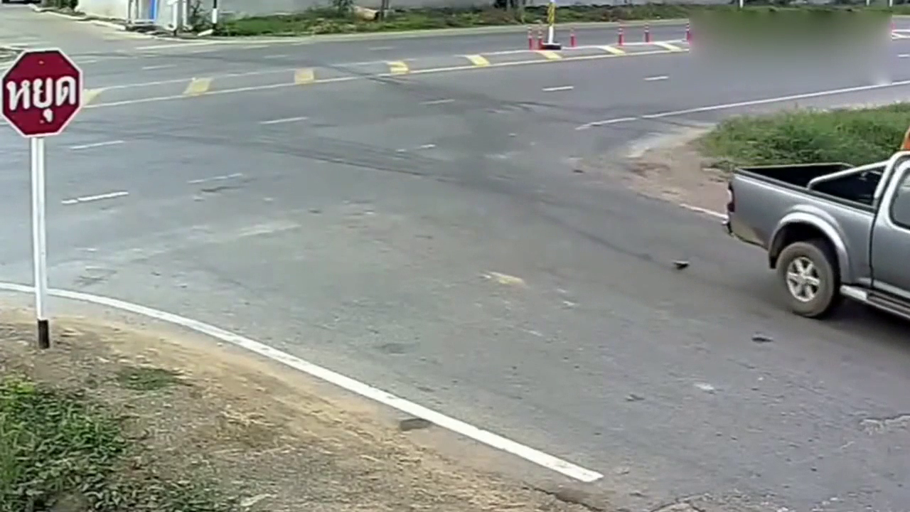 关于电动车与皮卡的作死故事