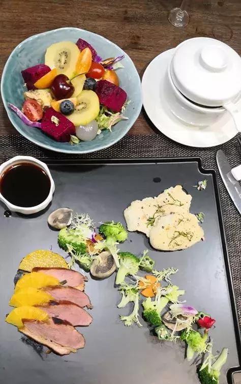 长沙风景最美餐厅，其实你不用去远方