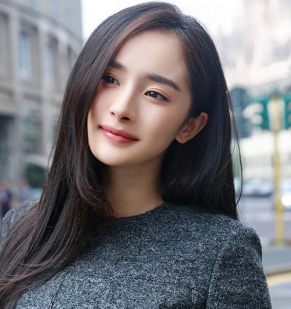 明星身体缺陷:吴京手指少一截,刘诗诗有小耳朵