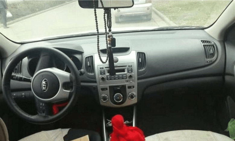 落地价13万, 现在只需6万, 没开多久掉价7万, 车主心疼不已