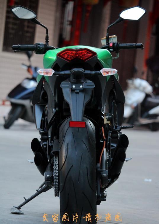 川崎大作——2012款 川崎 重型街车 Kawasaki Z1000