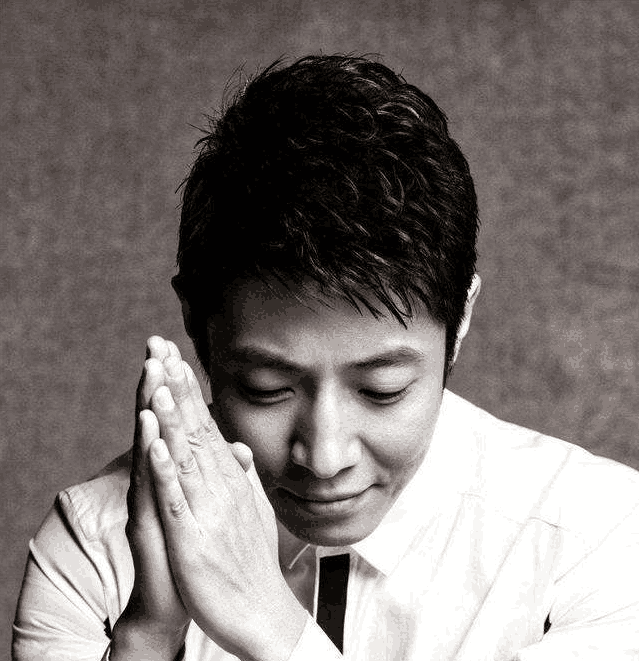 撒贝宁摊事了! 将面临央视调查, 人民日报点名