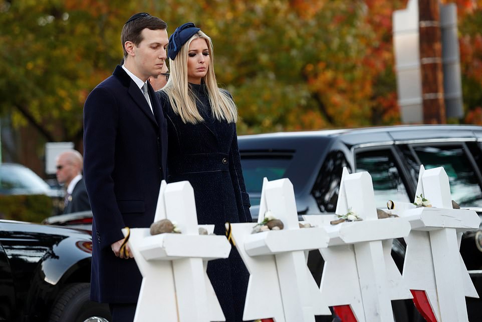 伊万卡随访匹兹堡,头戴小黑帽彰显犹太教徒身份