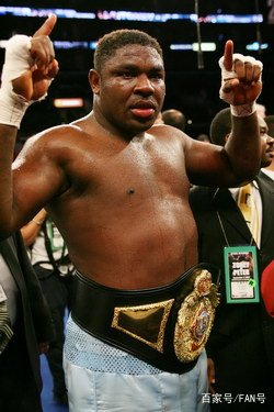 击重量级中难得的重炮手,却连续被克利钦科兄