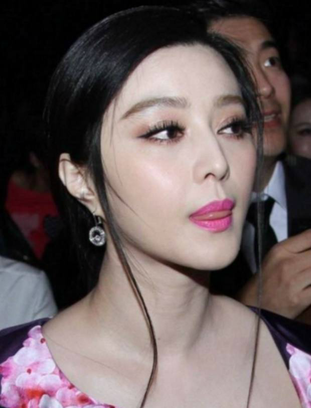 第二位,范冰冰,身高168cm,体重56kg,星座:处女座