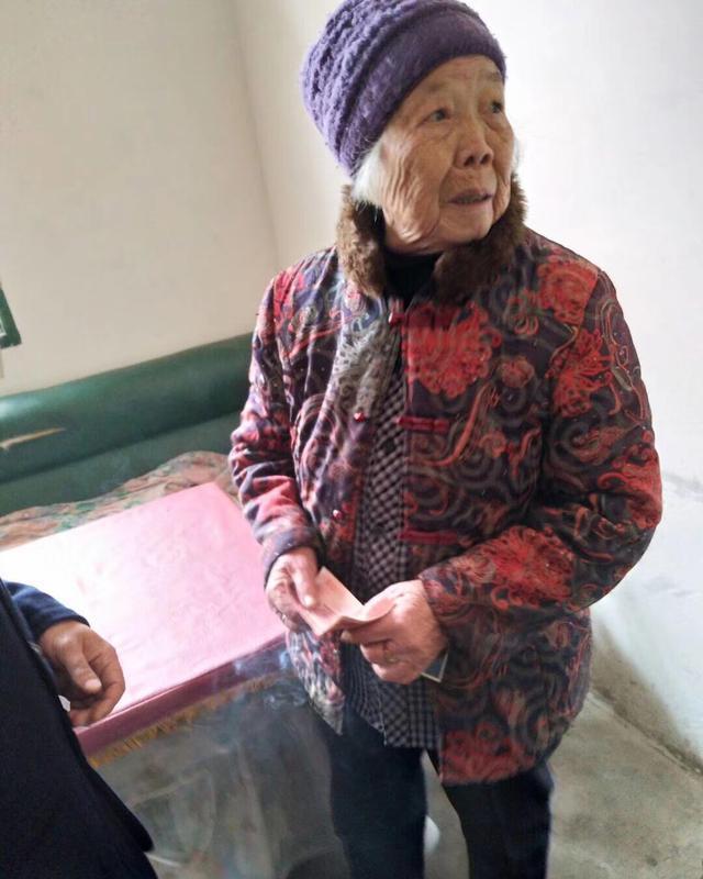 下乡扶贫,感触良多,希望你们生活越来越好