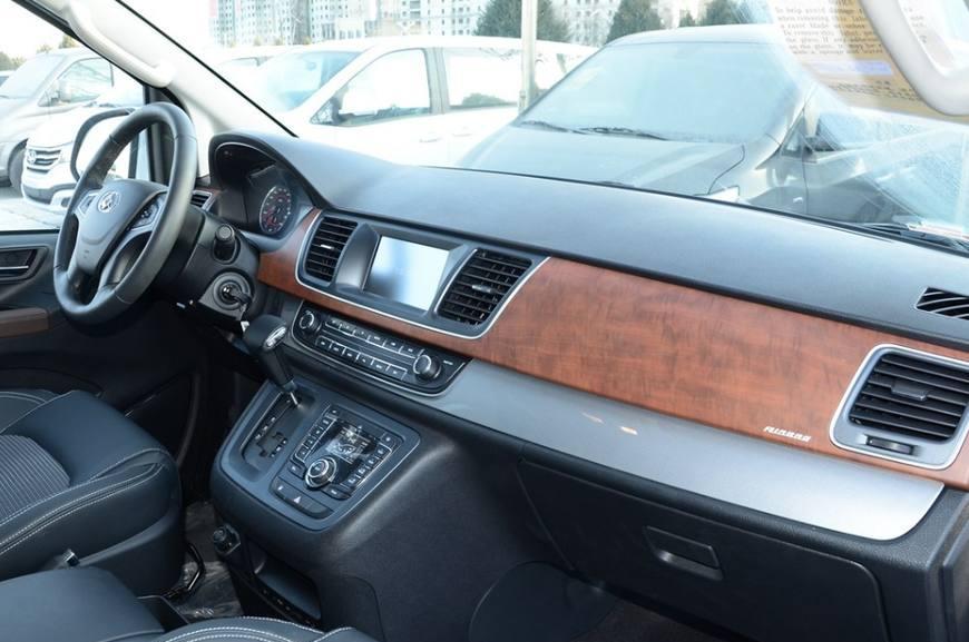 国产上汽大通G10这台MPV, 漂亮, 时尚, 大气!