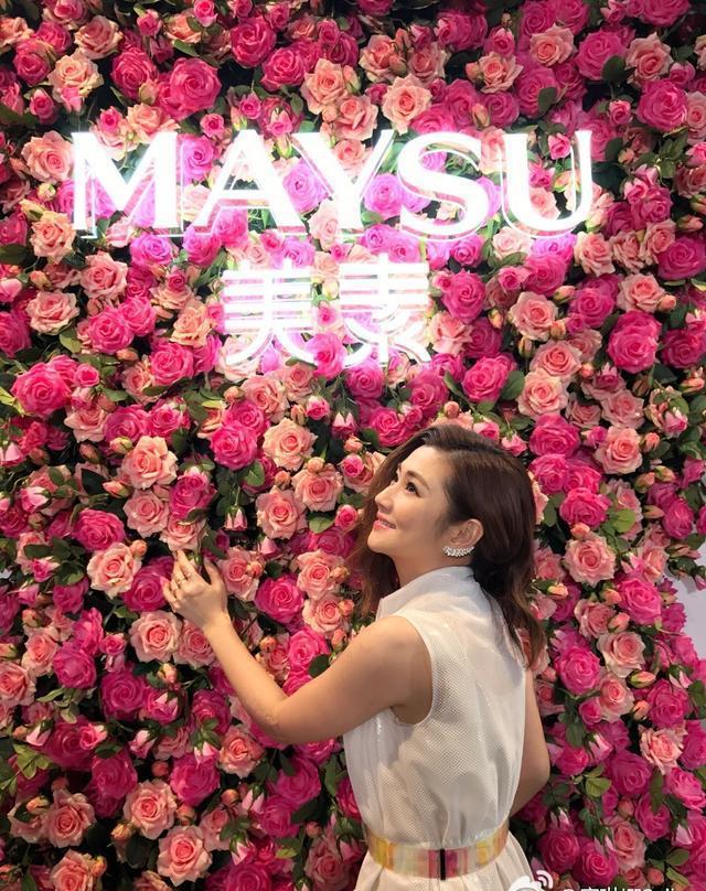 SHE的Selina任家萱经过7年不断整容, 疤痕修复越来越好