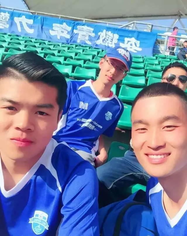 他来自安徽,却为黑龙江球队呐喊助威